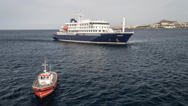 Health personnel returning from the cruise ship MV Hondius 