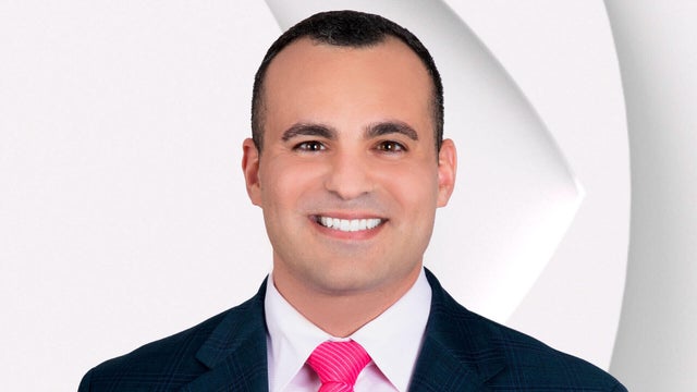 talent-headshot-nic-merianos.jpg 