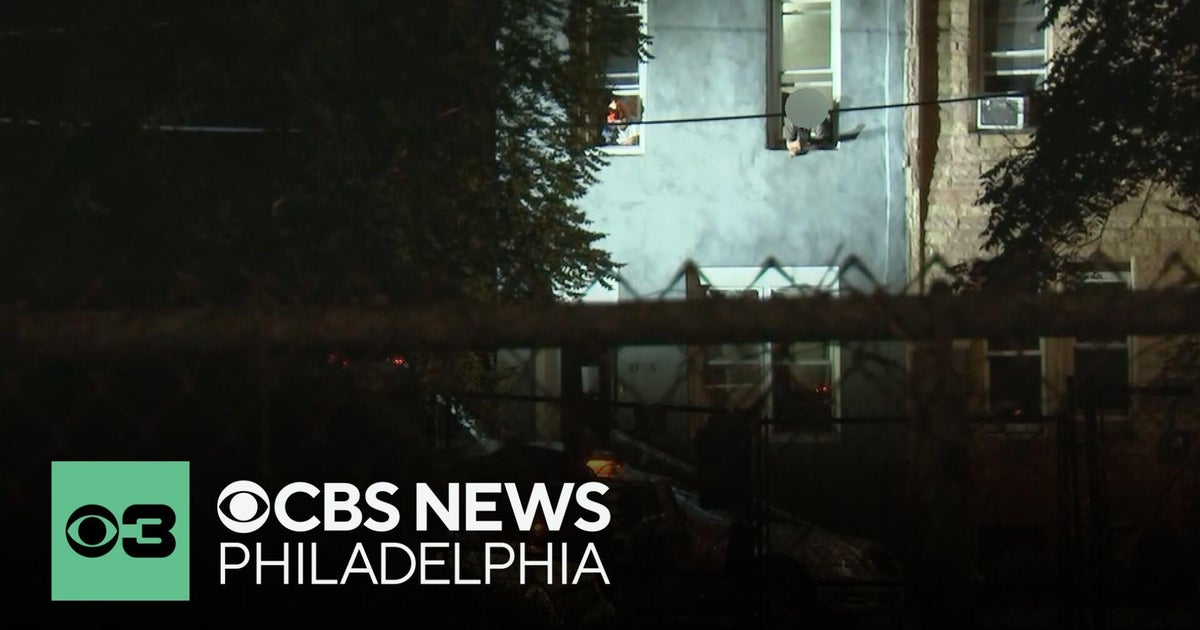Man surrenders to police after barricade, hostage negotiation in North ...