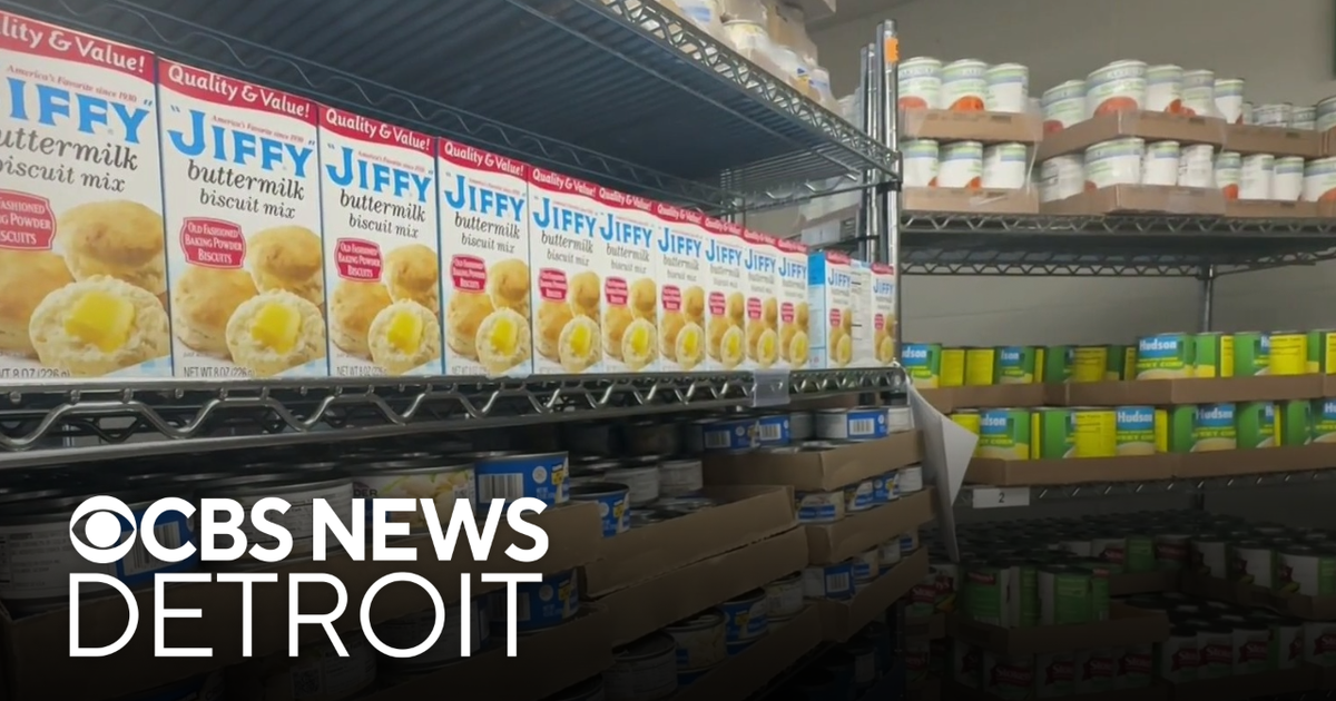 How Metro Detroit letter carriers are helping fight against hunger