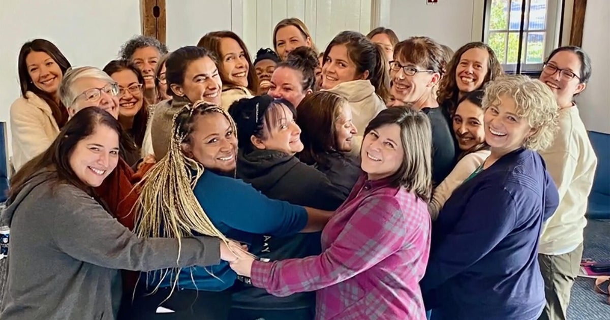 Motherless daughters: Coming together
