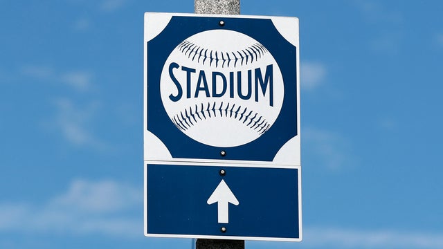Chicago Cubs v Los Angeles Dodgers 