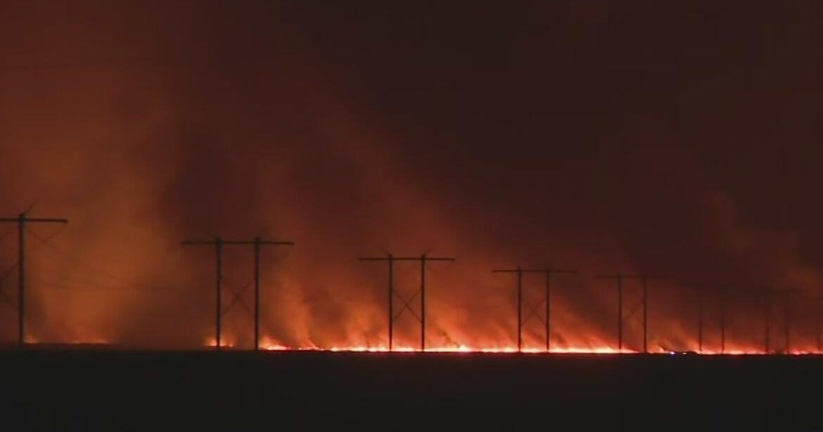 Crews in Broward, Miami-Dade working to extinguish wildfires that ignited over the weekend