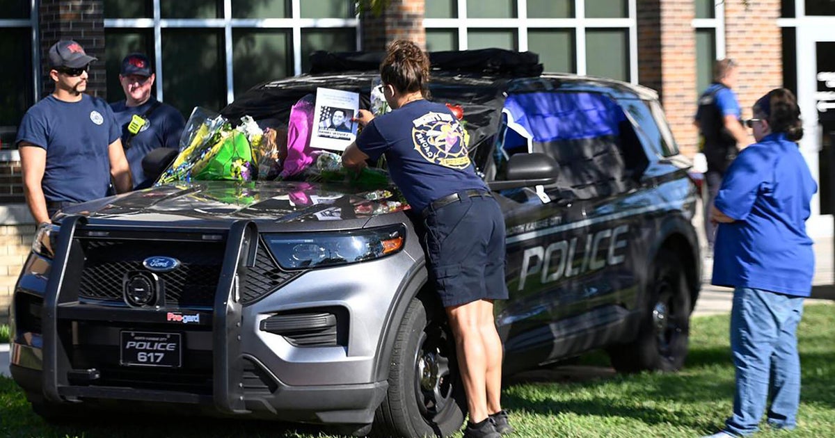 Number of police officers killed in line of duty decreased in 2025 compared to 2024