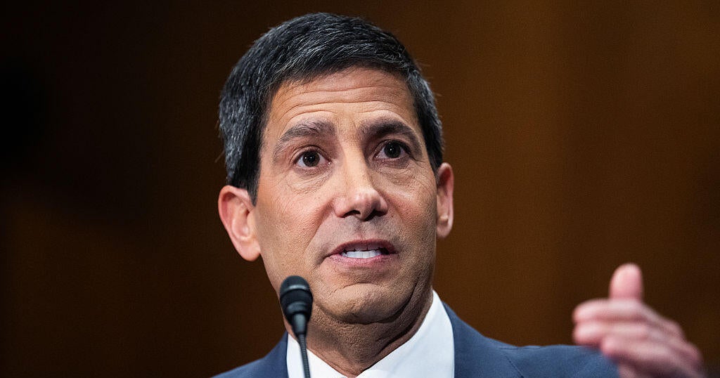 Senate confirms Kevin Warsh as Fed governor, clearing path to become chair