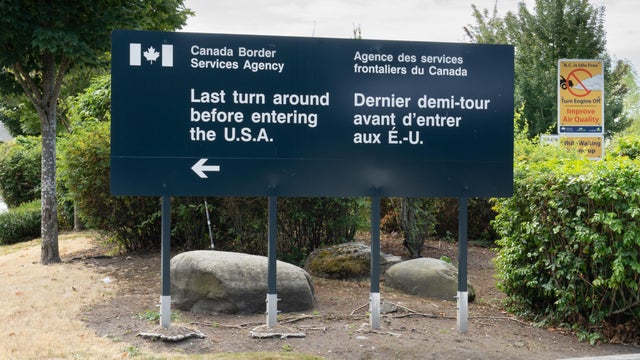 US-Canadian Border crossing, Peace Arch Crossing, Washington-British Columbia. 