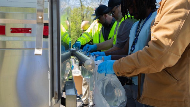 glwa-water-distribution-photo.jpg 