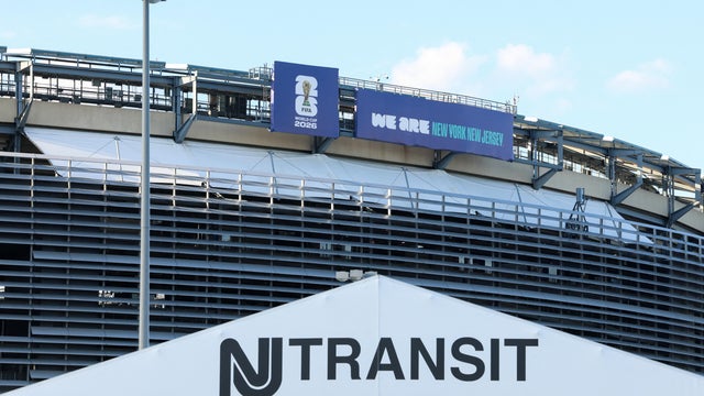 FBL-WC-2026-US-STADIUM-NJ TRANSIT 