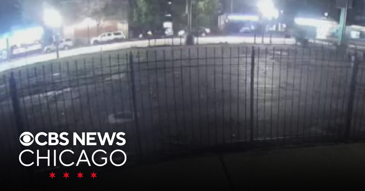 Family identifies man killed in Southwest Side hit-and-run - CBS Chicago