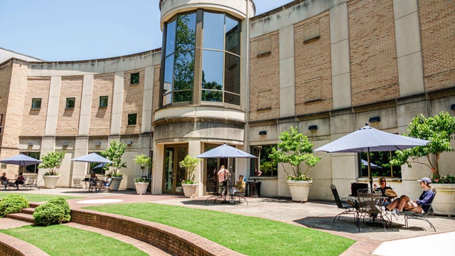 Buckhead, Atlanta, Georgia, Atlanta History center, Brash Coffee, alfresco dining 