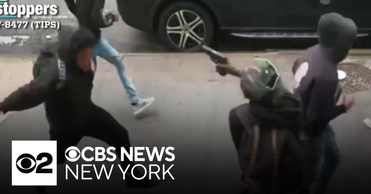 NYPD releases pictures of men wanted in connection with Bronx shooting ...
