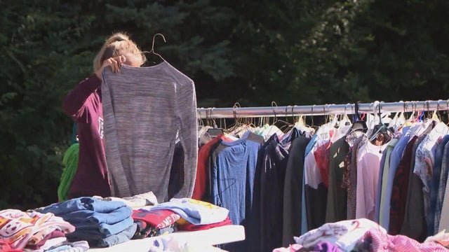 garage-sale.jpg 