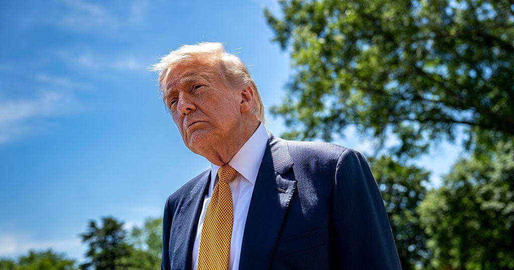 CBS News poll finds many voice frustration with Trump’s economic approach