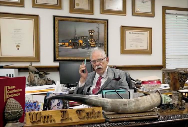 grapevinemayor.png 