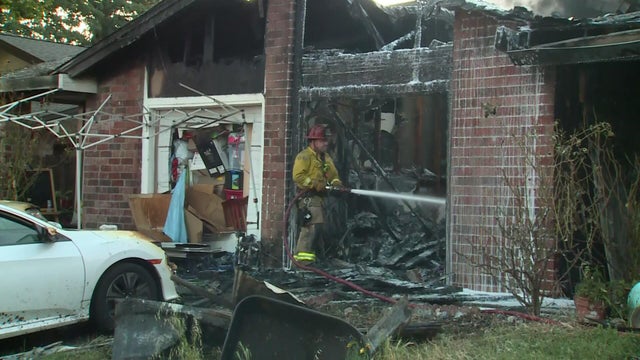 dg-karm-way-fire-may19.jpg 