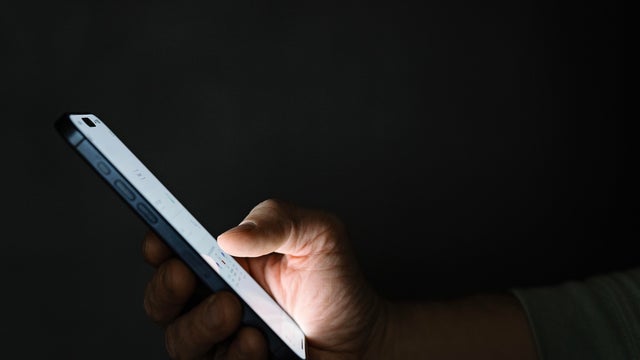 Using smartphone in the dark, 