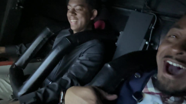 connor-lambe-and-sen-james-coleman-in-a-flight-simulator-3.png 