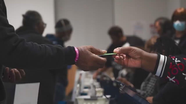 green-card-2.jpg 