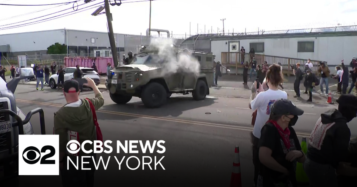 Protests underway at ICE detention facility in Newark as tensions ...