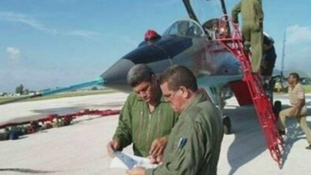 cbsmimai-cuba-plane-pilot-1.jpg 