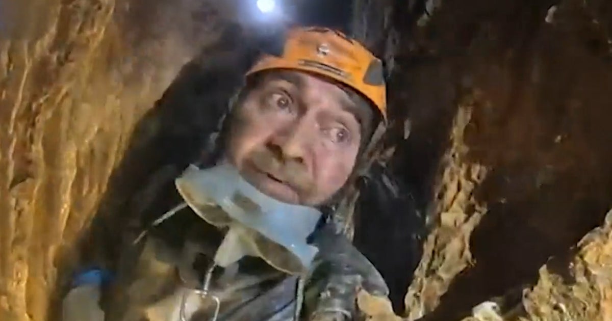 Rescuer describes tears, smiles after finding 5 stranded miners in Laos cave