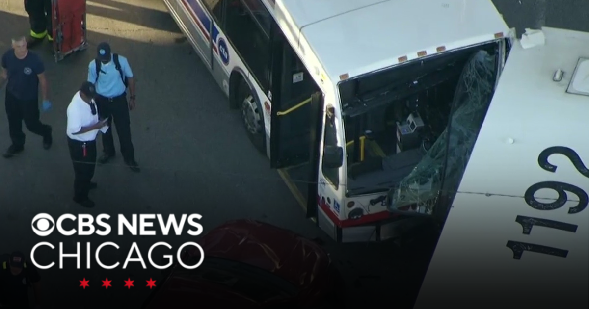 9 injured after crash involving car, 2 CTA buses in Garfield Park - CBS ...