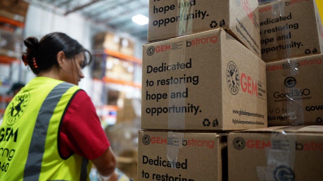 cbsmiami-hurricane-supplies-1.jpg 