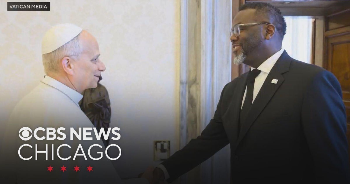 Chicago mayor says conversation with Pope Leo XIV boiled down to "two guys from Chicago"