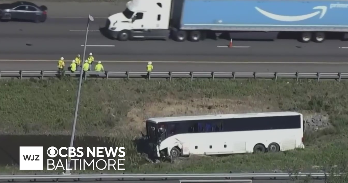 5 people from Massachusetts killed in crash involving tour bus, several ...