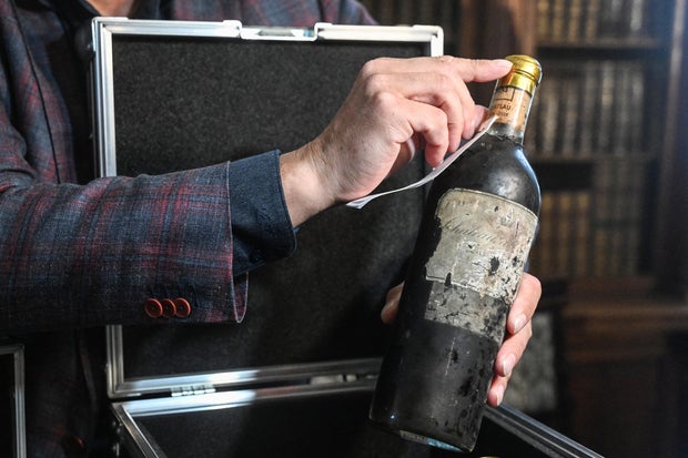 CZECH-FRANCE-HISTORY-WINE