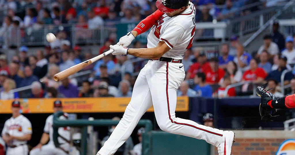 Matt Olson's tiebreaking homer lifts Braves past Blue Jays on Lou Gehrig Day