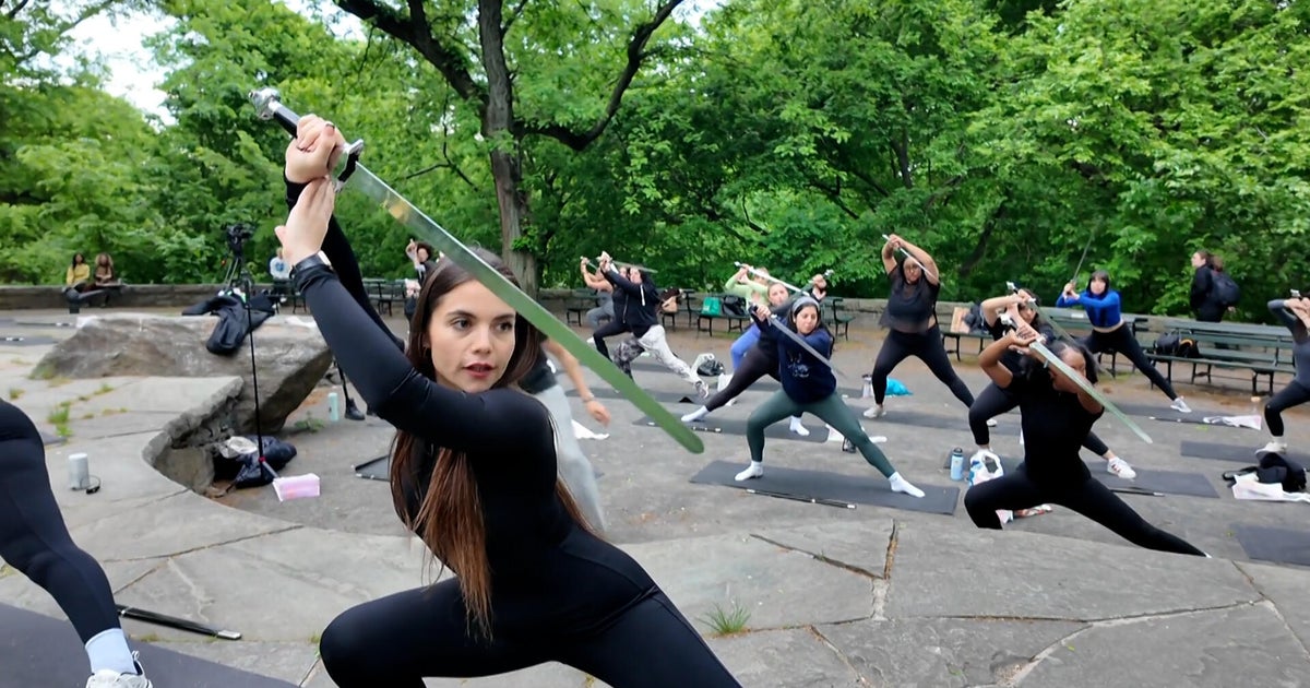 Inside the new yoga workout with swords: “WeaponUp”
