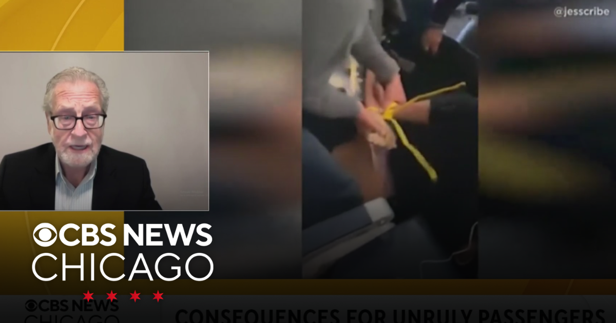 Travel editor Peter Greenberg on consequences for passenger detained on flight to Chicago