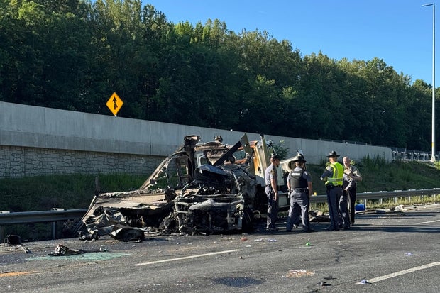 After deadly bus crash, investigators probe company's links to other carriers