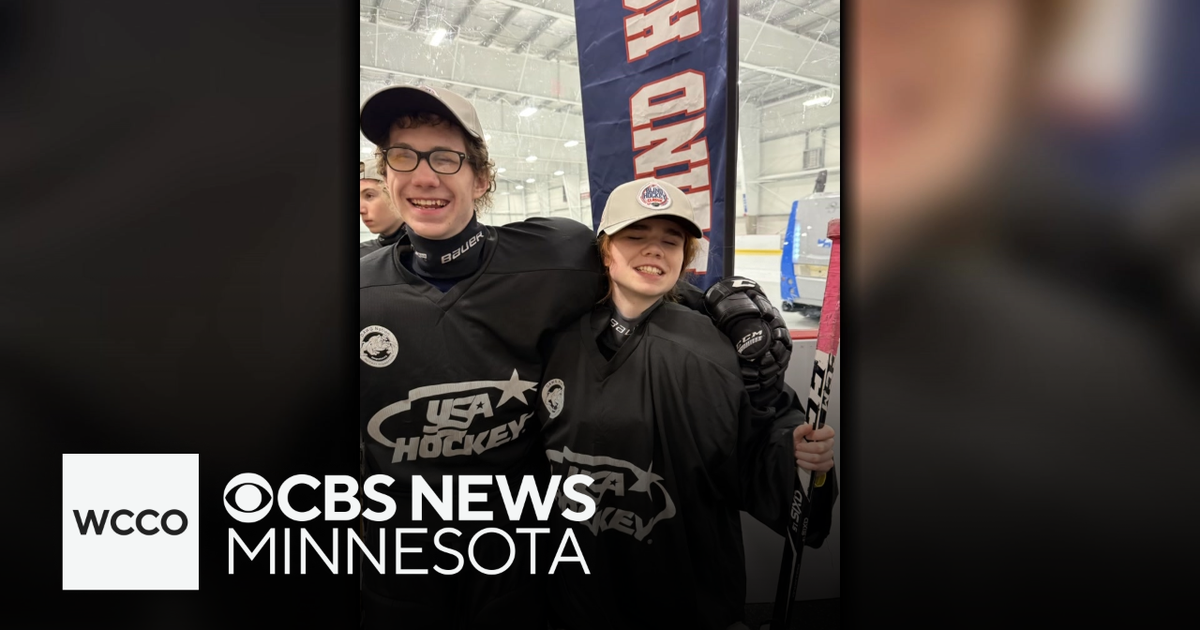 Minnesota parents create hockey league for visually impaired people