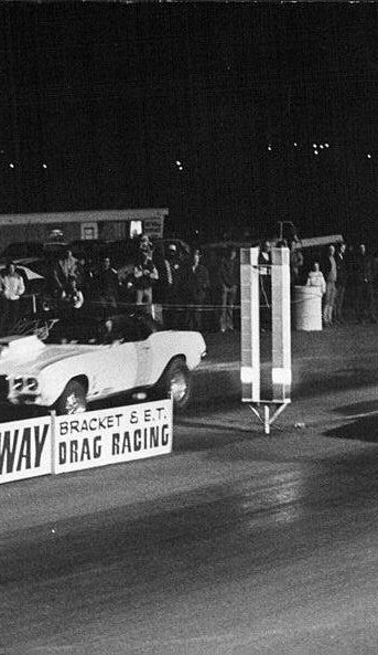 APR 23 1977, APR 24 1977, MAY 19 1981, MAY 20 1981; The Green Lights Flash - And The Drivers Carry A 