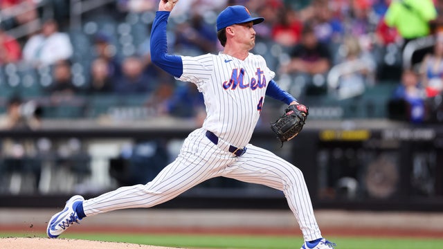 Austin Warren #44 of the New York Mets pitches during the first inning against the St. Louis Cardinals at Citi Field on June 10, 2026 in the Queens borough of New York City. 