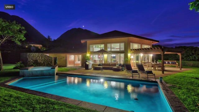 cfa-vrbo-bos00fij-hi-res-still-00-02-2823.jpg 
