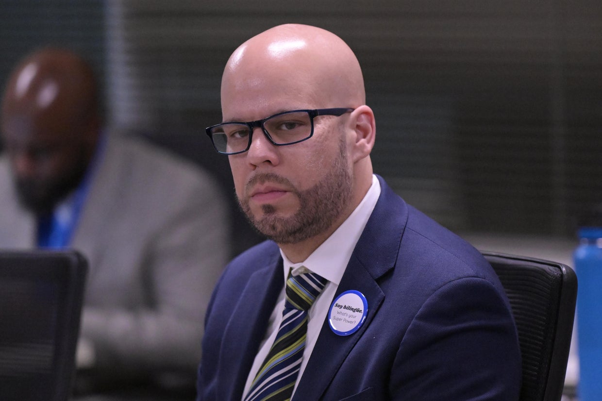 Denver Public Schools superintendent Alex Marrero applies for same ...