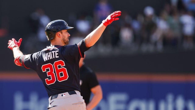 mets-braves-eli-white.jpg 