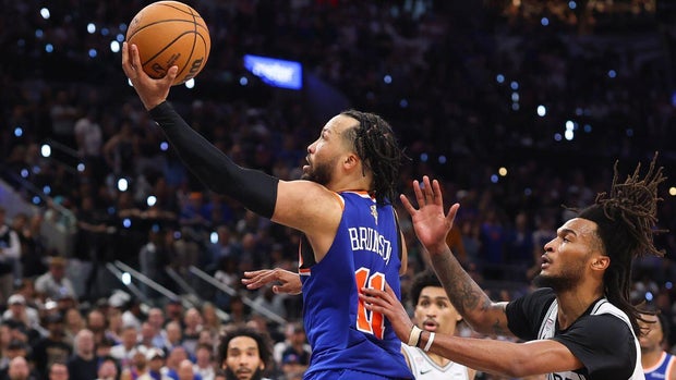 knicks-spurs-game-5-jalen-brunson-2.jpg