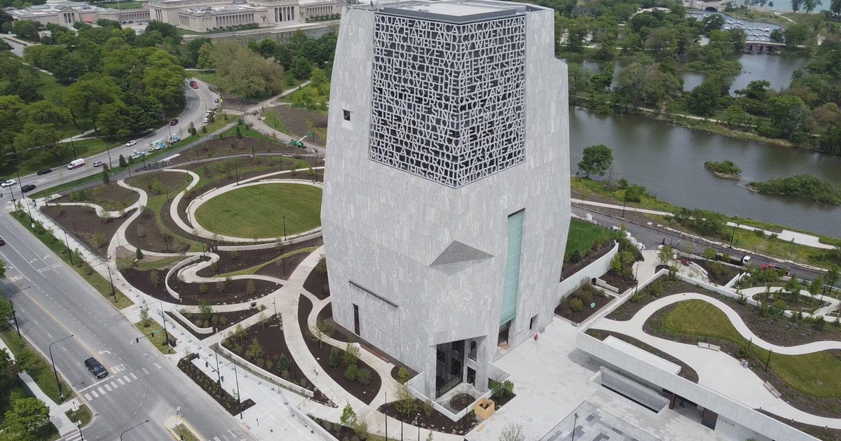 Obama Presidential Center opens in Chicago