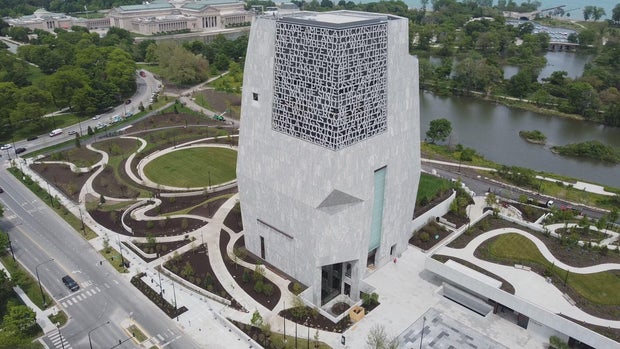 Obama Presidential Center opens in Chicago