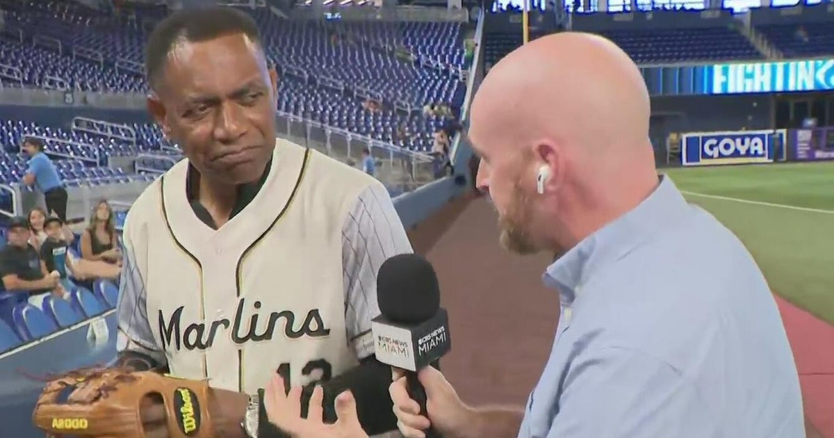 CBS News Miami's Jim Berry prepares to throw first pitch - CBS Miami