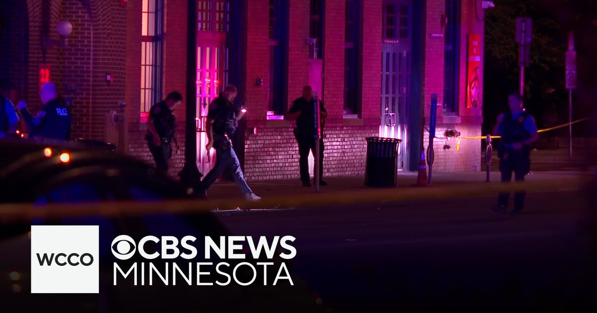 Police investigate triple shooting in northeast Minneapolis - CBS Minnesota