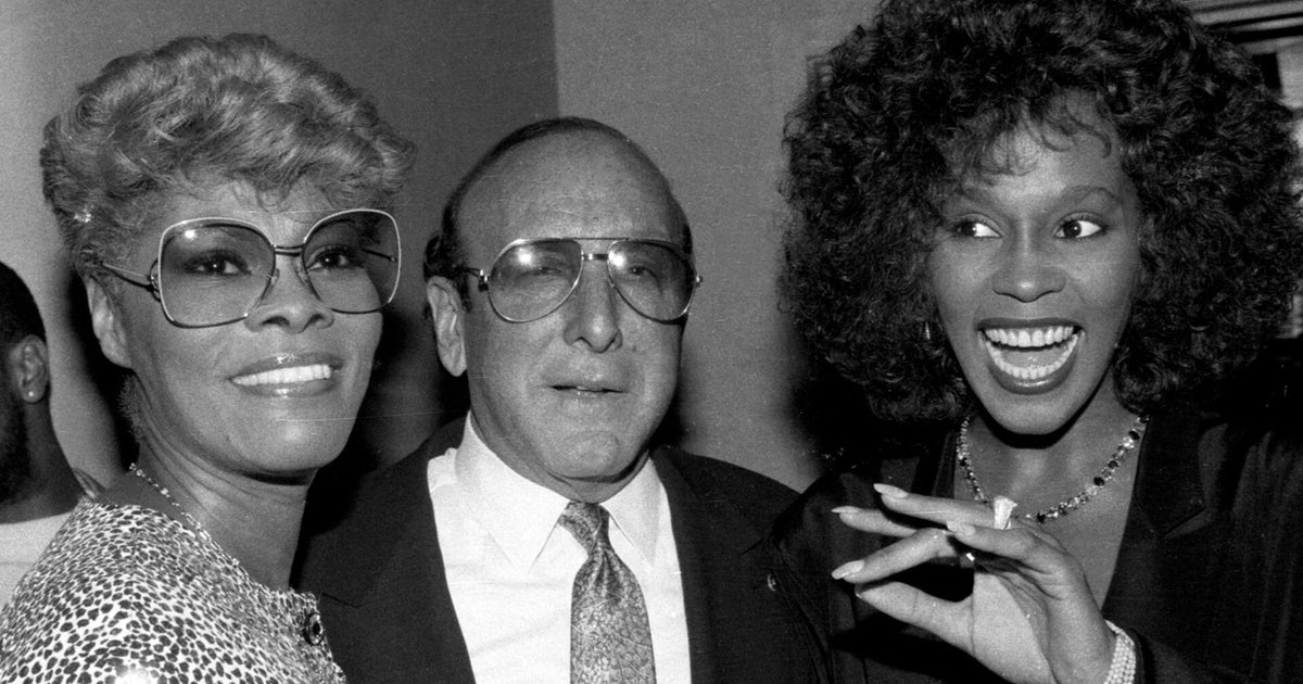 Clive Davis collaborator remembers music mogul as a "perfectionist" and "very giving"