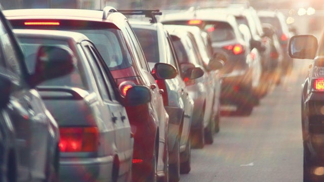 thumbs-traffic.jpg 