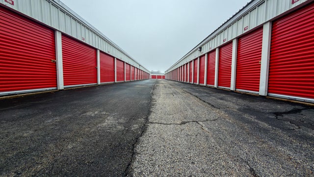 Self storage units 