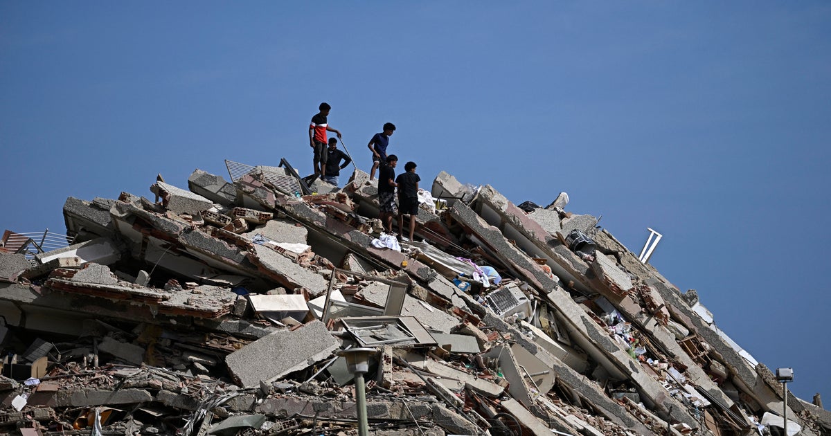 Venezuela quake survivors describe devastation: "Everything collapsed"