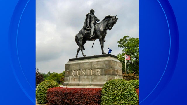 custer-statue-monroe.jpg 